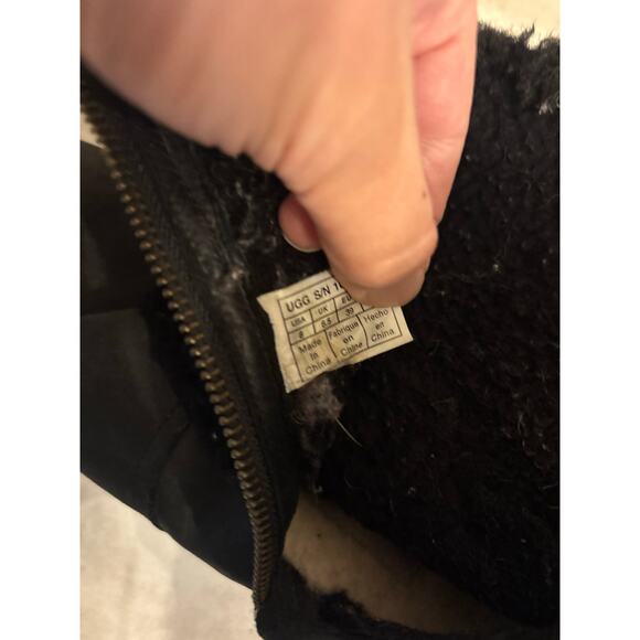 UGG Australia Womens Blayre II Black Leather Shearling Buckle Ankle Boot 8 - Picture 6 of 8